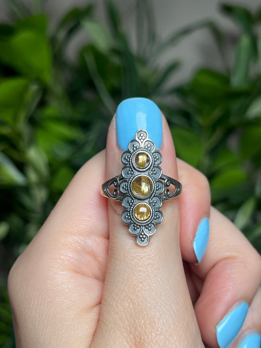 Golden rutile rings