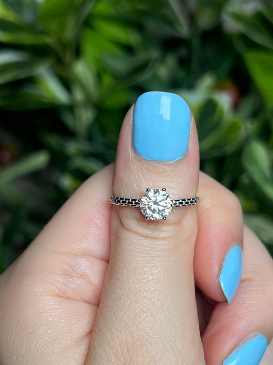 Moissanite rings
