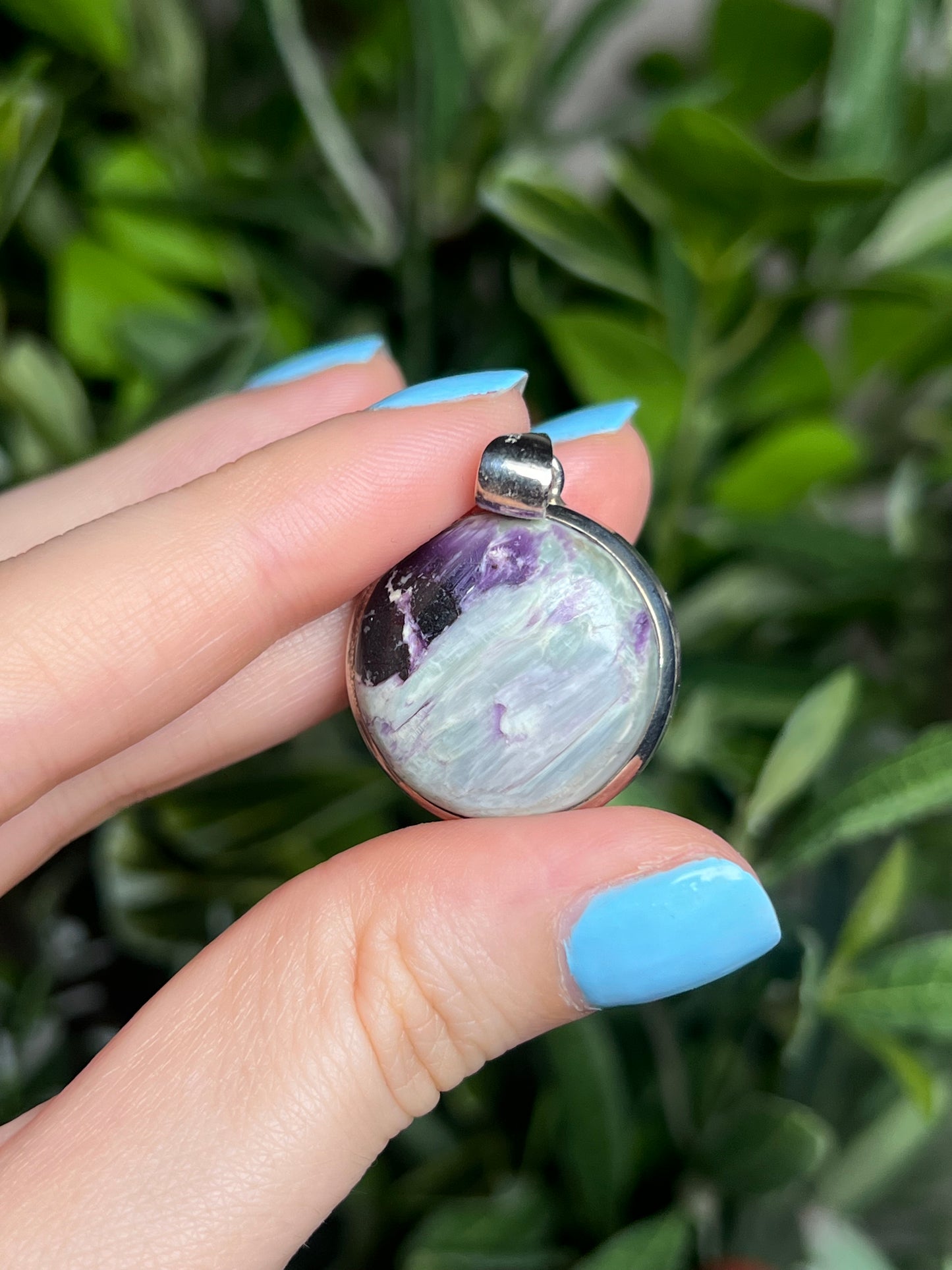 Kammererite pendants